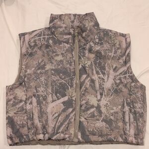 Women's Camo Puffer Vest